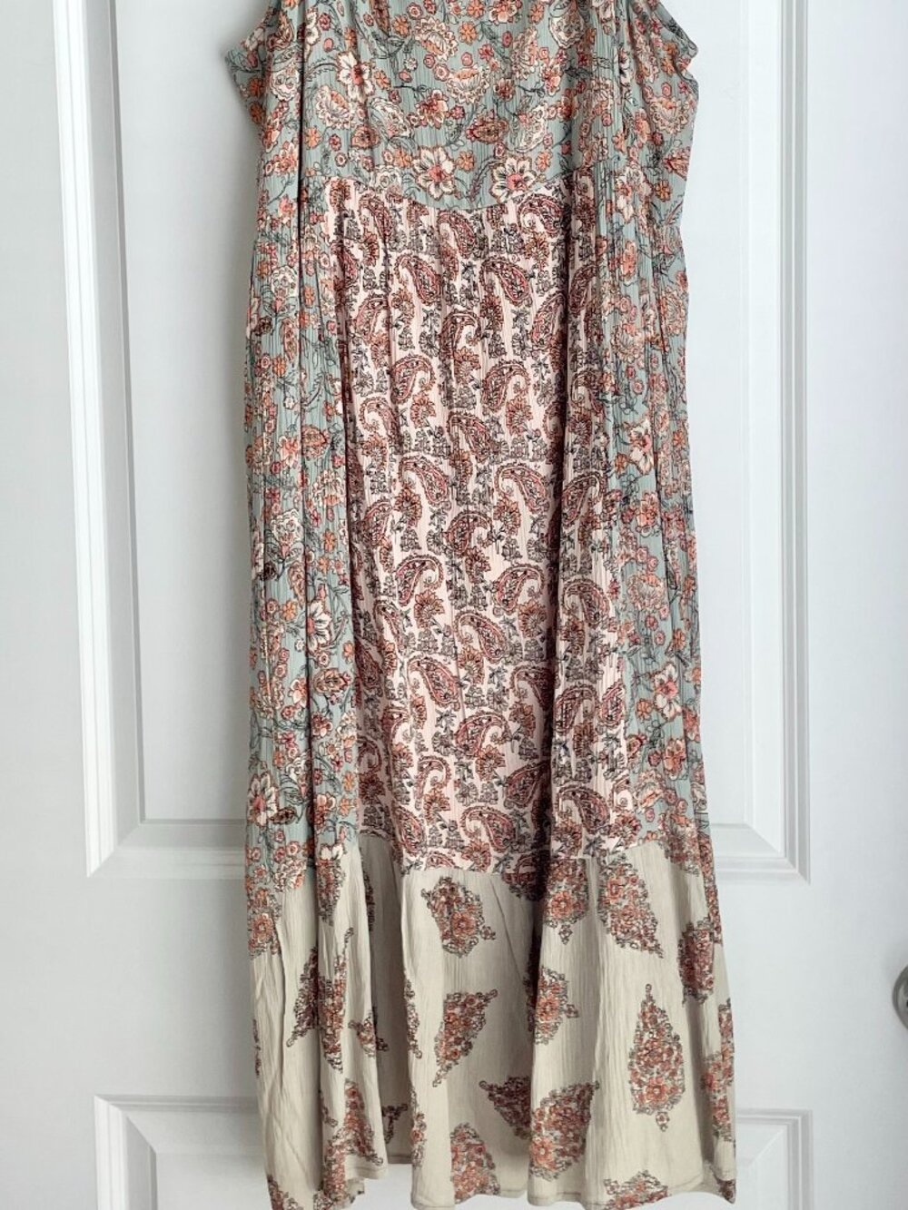 BILA Spaghetti Strap Summer dress - Picture 2 of 3